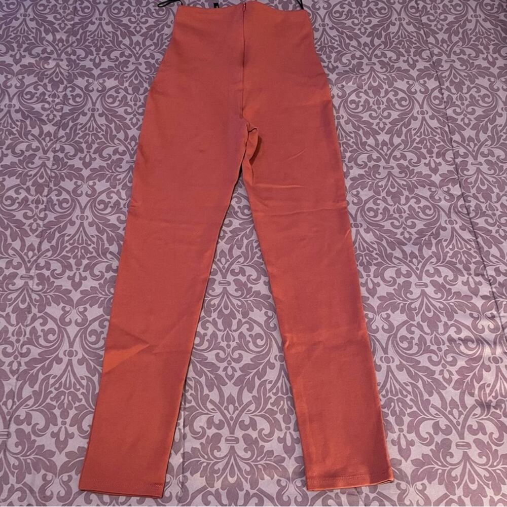Blanc High Rise Leggings - Picture 6 of 10